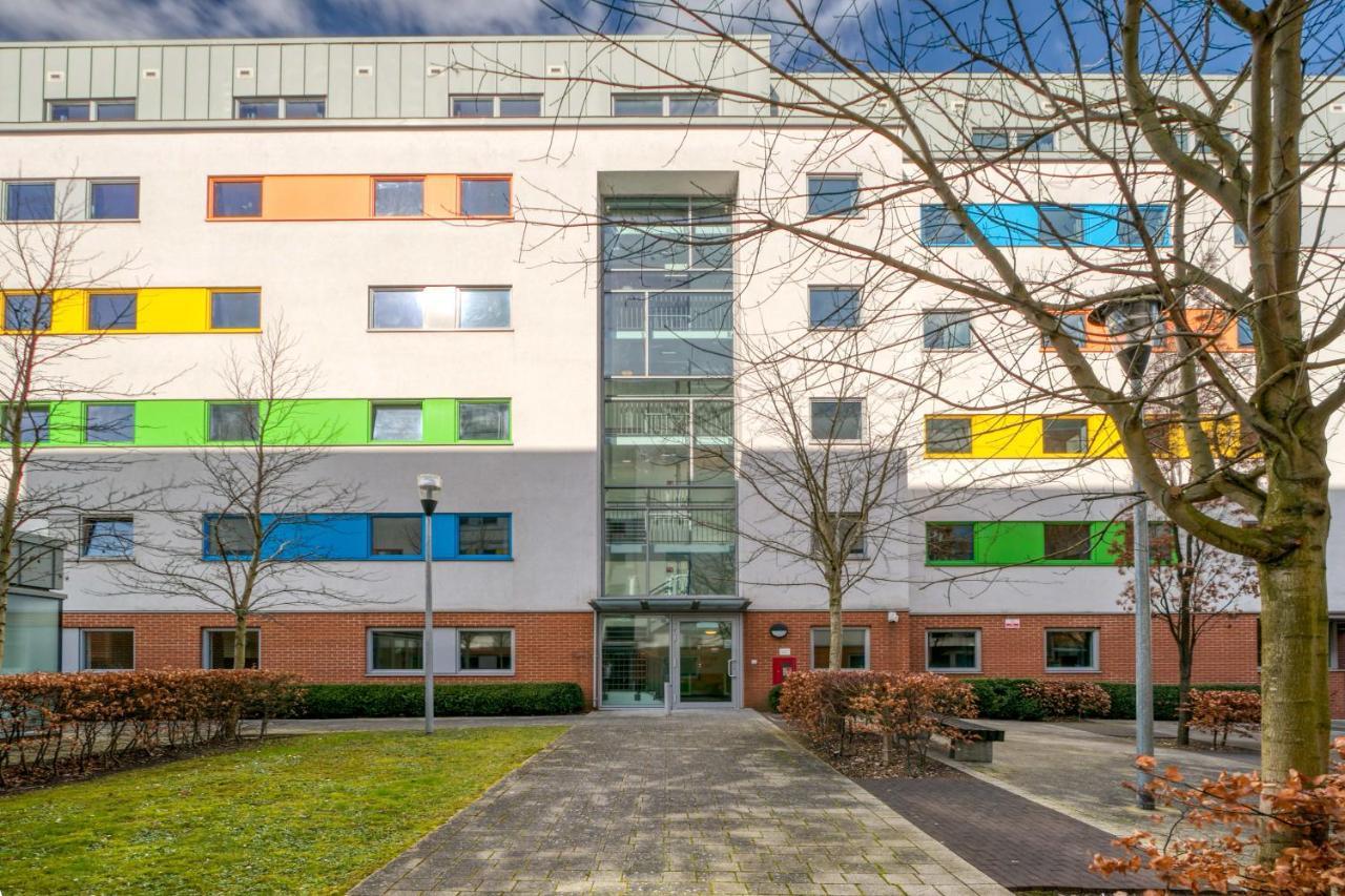 Bright & Central Studio In Luton, Sleeps 2 Luton  Exteriér fotografie