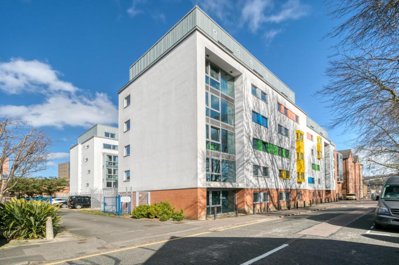 Bright & Central Studio In Luton, Sleeps 2 Luton  Exteriér fotografie